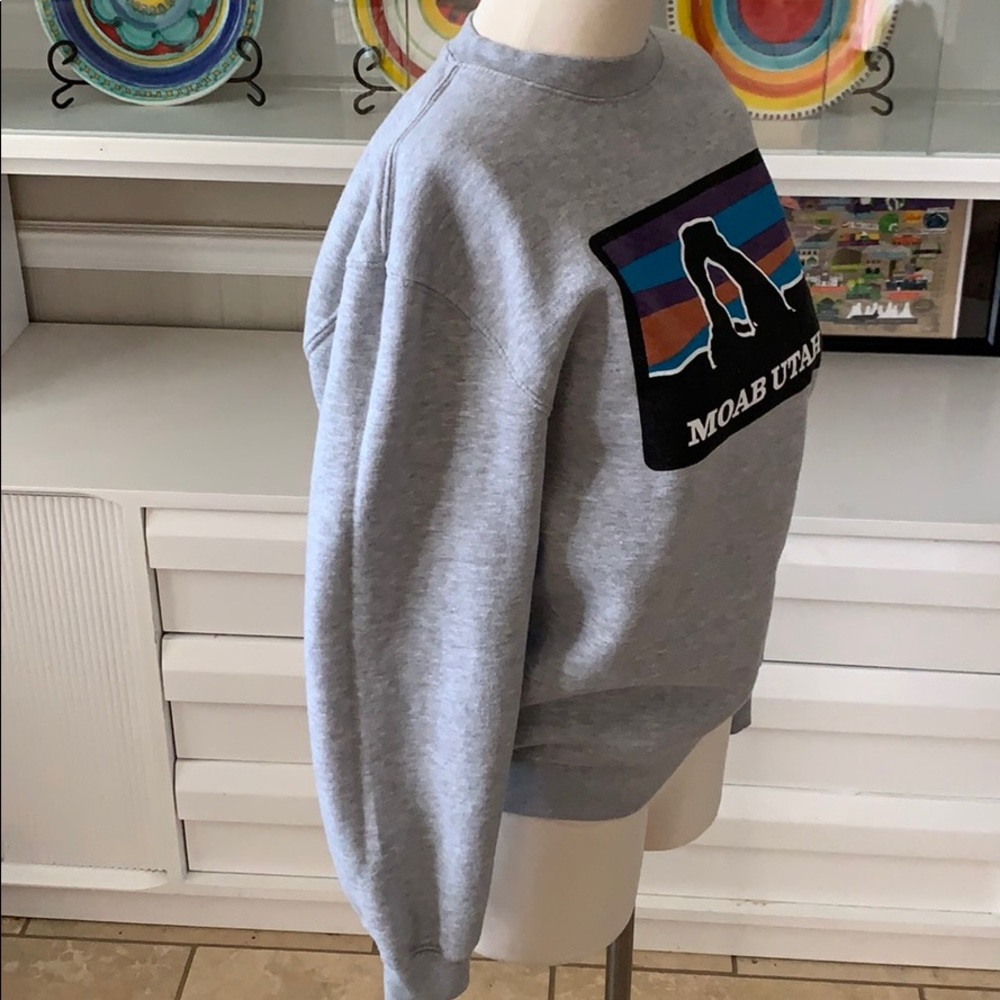 Moab Utah crewneck sweatshirt size Small - Picture 2 of 7